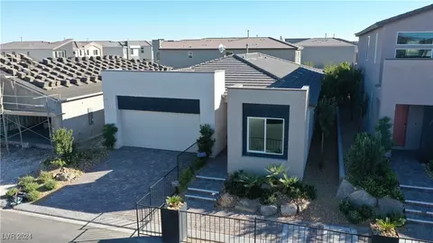 10175 Kern Peak St, Las Vegas, NV 89166