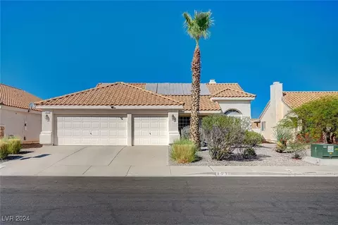 123 Tamarack Dr, Henderson, NV 89002