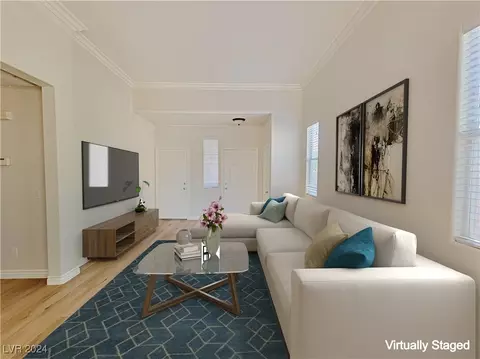 10752 Valencia Hills St, Las Vegas, NV 89141