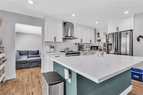 2401 Mason Ave, Las Vegas, NV 89102
