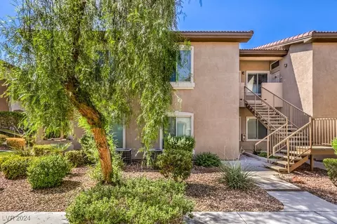 2305 W Horizon Ridge Pkwy #1321, Henderson, NV 89052