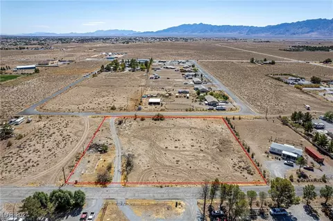 1751 Vondell Dr, Pahrump, NV 89048