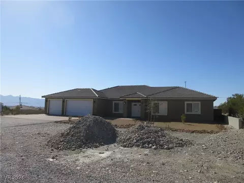 2070 S Zuni Ave, Pahrump, NV 89048