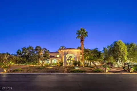 1509 Golden Oak Dr, Las Vegas, NV 89117