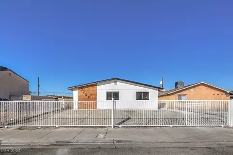 2209 Belmont St, North Las Vegas, NV 89030