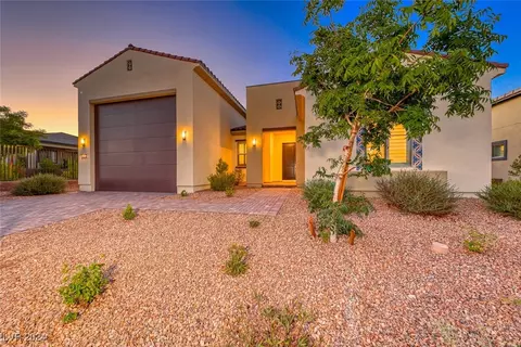 9656 Lapis Ln, Las Vegas, NV 89143