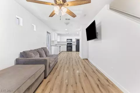 5153 Shreve Ave, Las Vegas, NV 89156