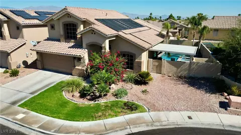 1608 Vespertina Ct, Las Vegas, NV 89128