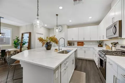 3210 Mckenna Dawn Ave, Henderson, NV 89044