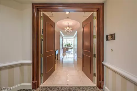 1 Hughes Center Dr #306, Las Vegas, NV 89169