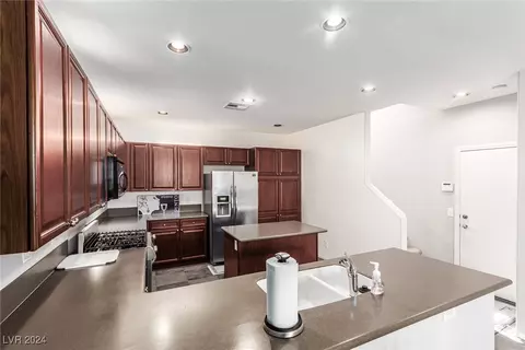 3636 Metter St, Las Vegas, NV 89129