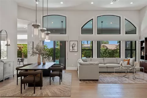 2008 Slow Wind St, Las Vegas, NV 89134