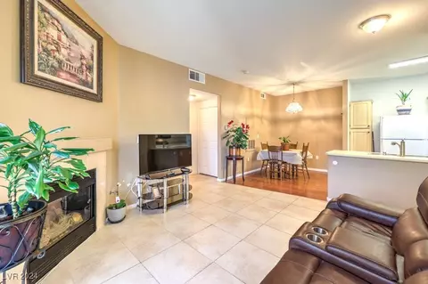 855 N Stephanie St #1015, Henderson, NV 89014