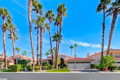 8824 Saint Pierre Dr, Las Vegas, NV 89134
