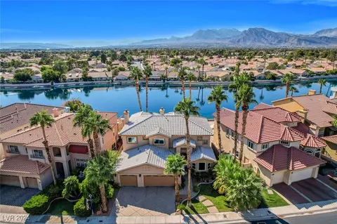 2485 Sun Reef Rd, Las Vegas, NV 89128