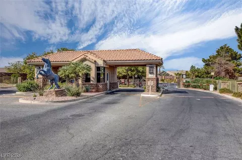 4042 Tanning St, Las Vegas, NV 89122