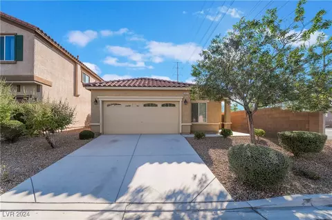 5692 Iron Rock Dr, Las Vegas, NV 89148