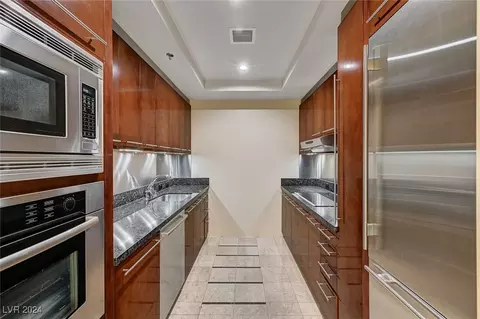 2700 Las Vegas Blvd #3906, Las Vegas, NV 89109