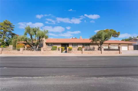 2510 E Saddle Ave, Las Vegas, NV 89121