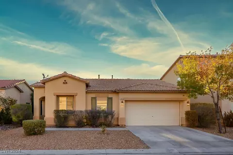 7902 Sagebrush Bend St, Las Vegas, NV 89113