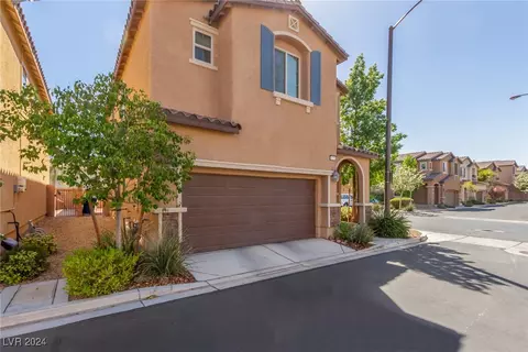 10756 Brewster Bay St, Las Vegas, NV 89179