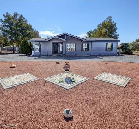 5561 Doubletree Rd, Pahrump, NV 89061