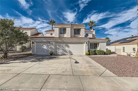 15 Sandwedge Dr, Henderson, NV 89074