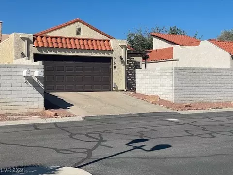 5151 Tennis Ct, Las Vegas, NV 89120