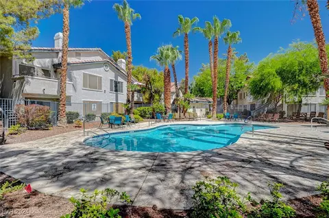 3038 Casey Dr #202, Las Vegas, NV 89120