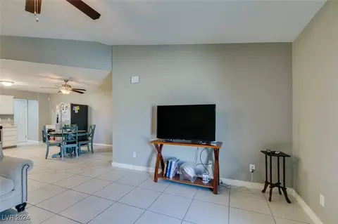 476 Wright Way, Henderson, NV 89015 photo 14