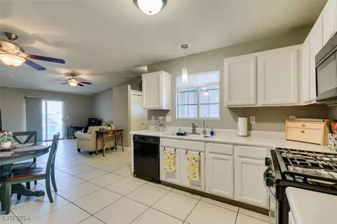 476 Wright Way, Henderson, NV 89015 photo 23