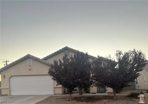 5000 Valero Ct, Pahrump, NV 89060