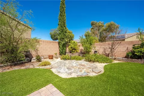 8108 Hopscotch St, Las Vegas, NV 89131