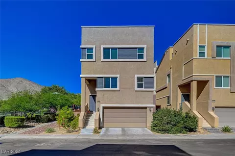 10544 Shiny Skies Dr, Las Vegas, NV 89129