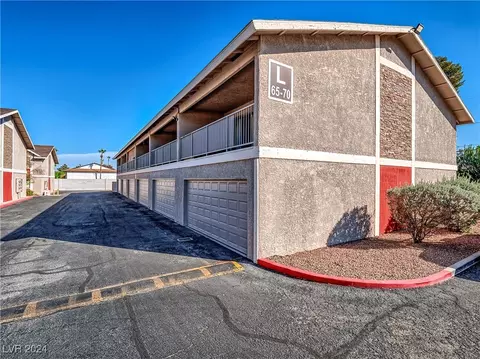 100 S Crestline Dr #66, Las Vegas, NV 89107