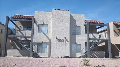 2013 Winwood St, Las Vegas, NV 89108