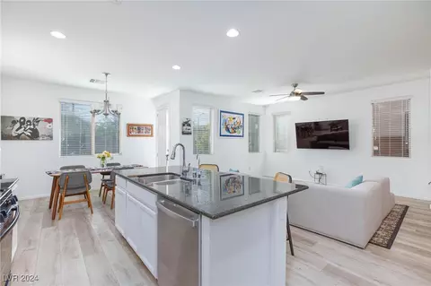 7703 Frenchmans Bay Ave, Las Vegas, NV 89179