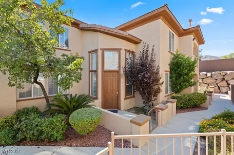 3955 Palm Beach St #202, Las Vegas, NV 89129