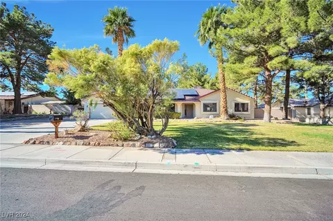 5569 Palm St, Las Vegas, NV 89120