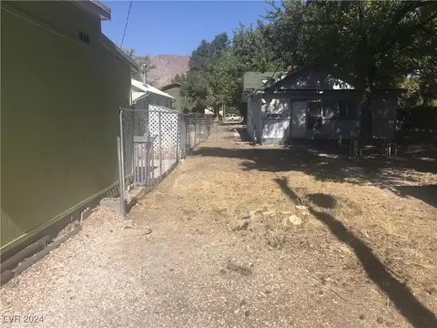 327 Main St, Caliente, NV 89008 photo 4