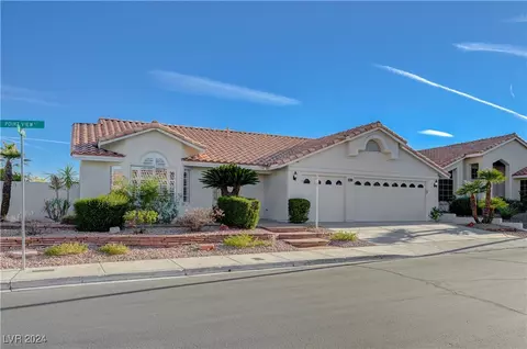 8201 Point View Ct, Las Vegas, NV 89128