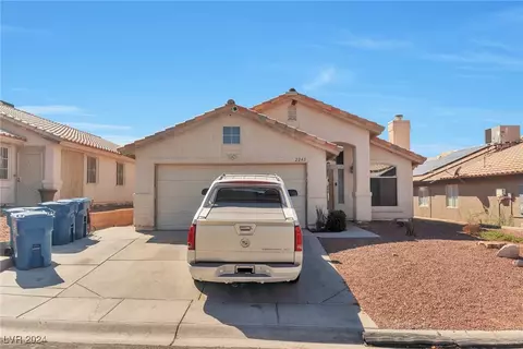 2245 Grand Clover Ln, Las Vegas, NV 89156