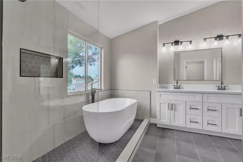 9772 Lost Colt Cir, Las Vegas, NV 89117