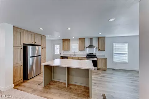 4628 Royal Ridge Way, Las Vegas, NV 89103