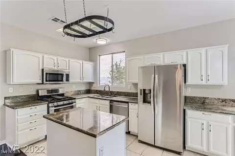 10609 Austin Bluffs Ave, Las Vegas, NV 89144
