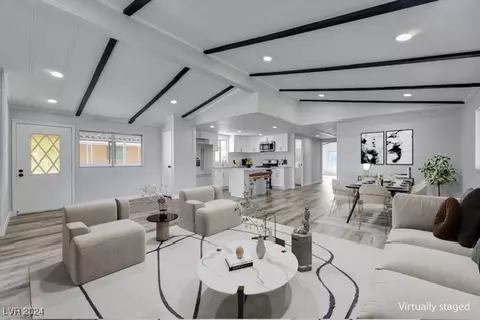 3356 Haleakala Dr, Las Vegas, NV 89122