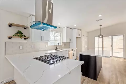 4929 Cedar Lawn Way, Las Vegas, NV 89130