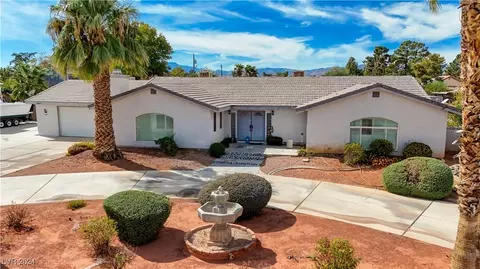 6161 Lindell Rd, Las Vegas, NV 89118