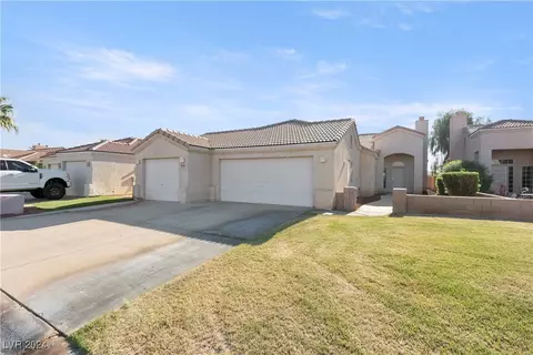 1209 Golf Club Dr, Laughlin, NV 89029