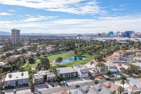 915 Vegas Valley Dr #2, Las Vegas, NV 89109